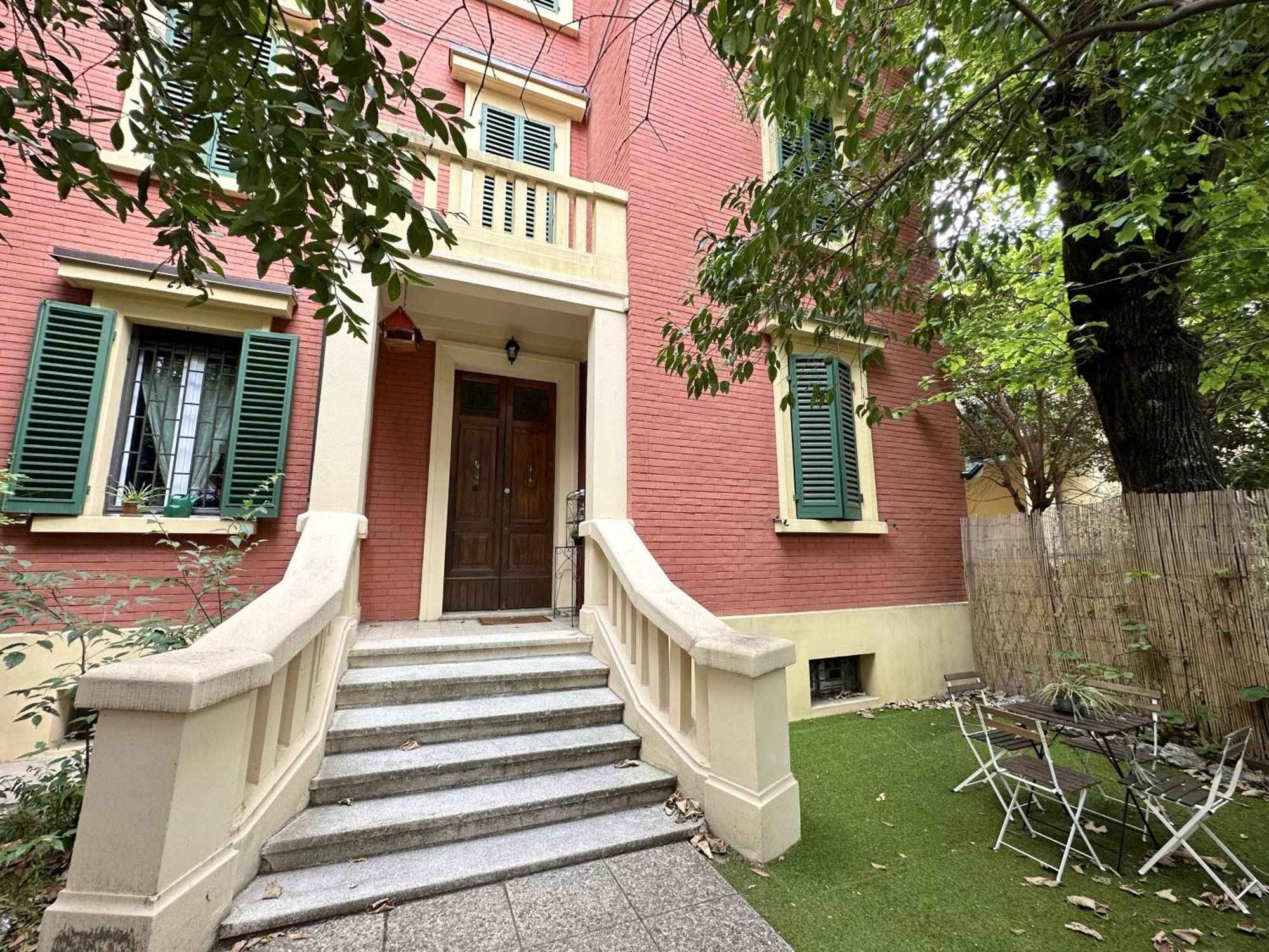Appartamento Biancospino - Maison Louise Bologna, Sant'Orsola Екстер'єр фото